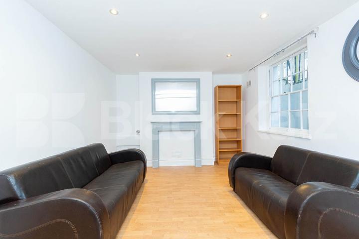 perfect for sharers and located close to Angel station Remington Street, Angel